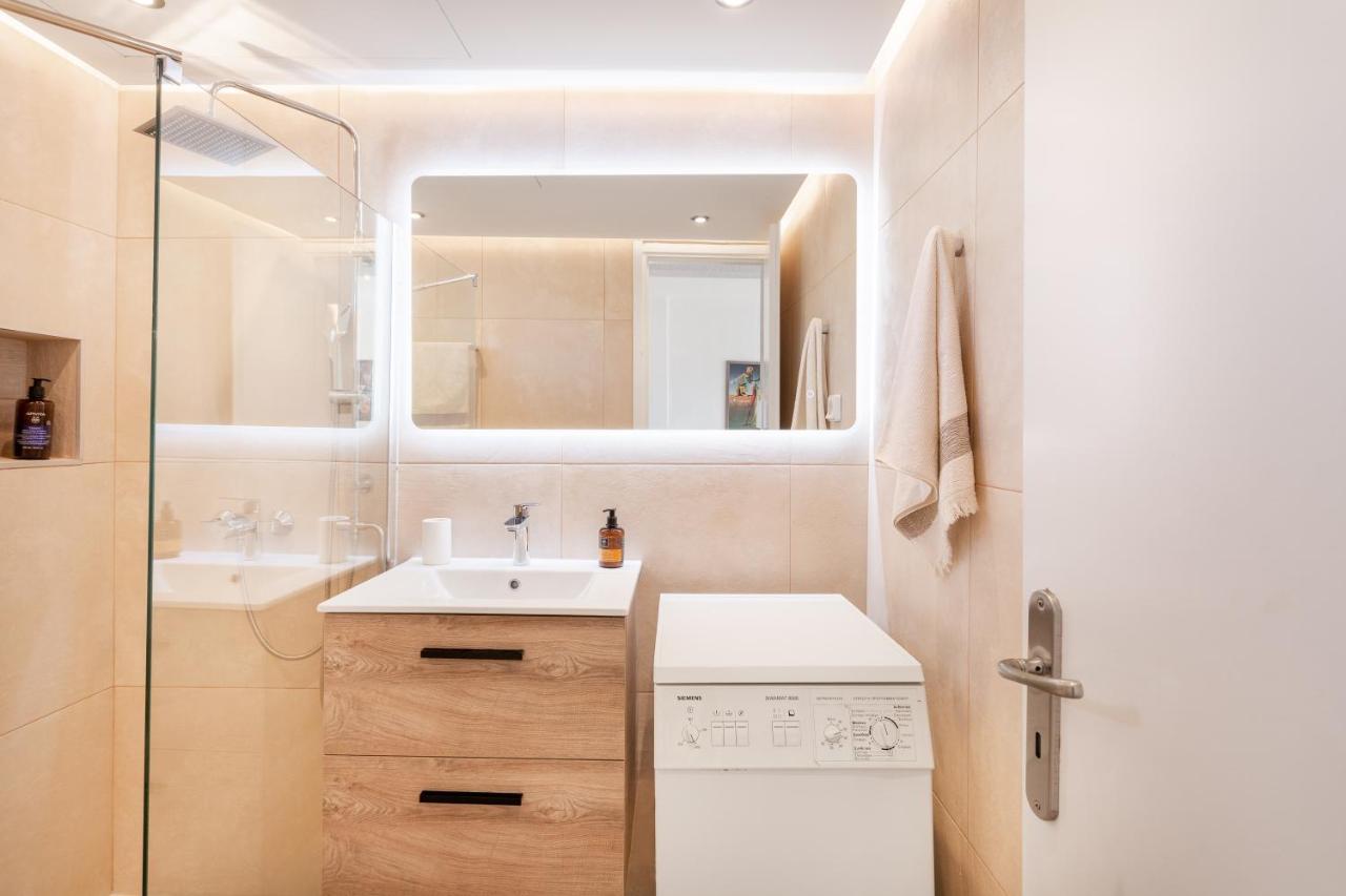 Del Mar Luxury Apartment 30M From The Beach Porto Rafti Ngoại thất bức ảnh